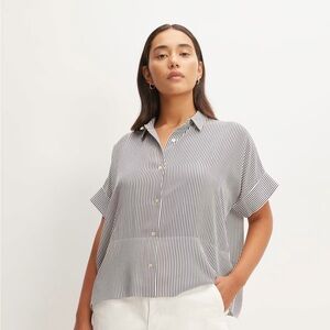 Everlane Clean Silk Short-Sleeve Square Shirt
